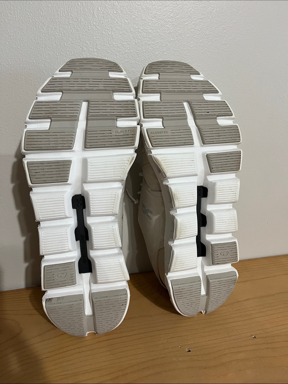 On Running Women’s Athletic Sneakers in Light Beige and White - Picture 5 of 6